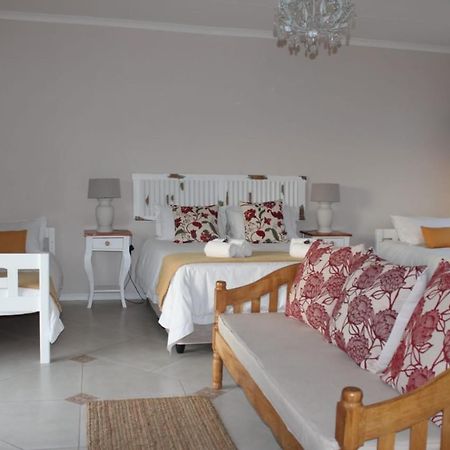 Quaggasfontein Gastehuis Beaufort West Bagian luar foto